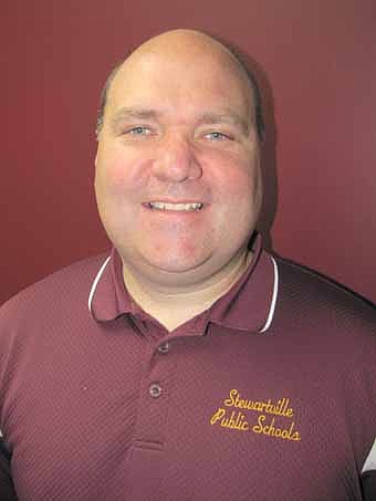 Joe Jezierski resigned as the principal of Stewartville Middle School to accept a new position as the director of teaching and learning in the Red Wing Public Schools.  