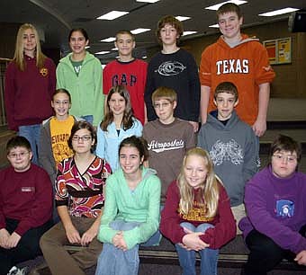 DOING GOOD WORK -- Stewartville Middle School students who earned a 4.0 grade point average on a 4.0 scale for the first quarter of the 2007-08 school year include, front row, from  left, Sam Edge, Anne Weston, Ashley Campbell, Stephanie Schmidt and Natasha Meyer. Second row, from left, Audrey Steinman, Melanie Bussan, Kenny Dux and Paul Trisko. Back row, from  left, Nicole Amos, Stephanie Bussan, Matt Welter, Matt Terhaar and Aaron Simmons. 