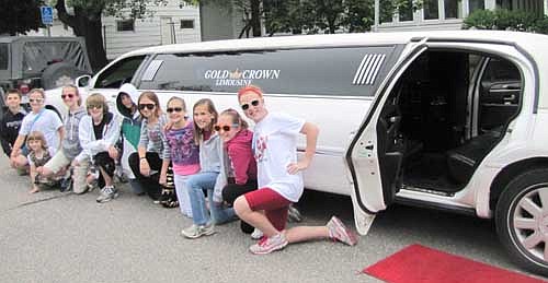 A group of fifth graders from Central Intermediate School celebrated moving on to middle school in style last week with a ride from Gold Crown Limousine. Students who took the ride on Wednesday, June 5 include, from left, Andrew Steiger, Aarianna Sikkink, Emma Johnston, Bradon Holschlag, Trevon Schaefer, Savannah Davis, Grace Waltman, Olivia Quam, Madelyn Timm and Domonique Thomley.