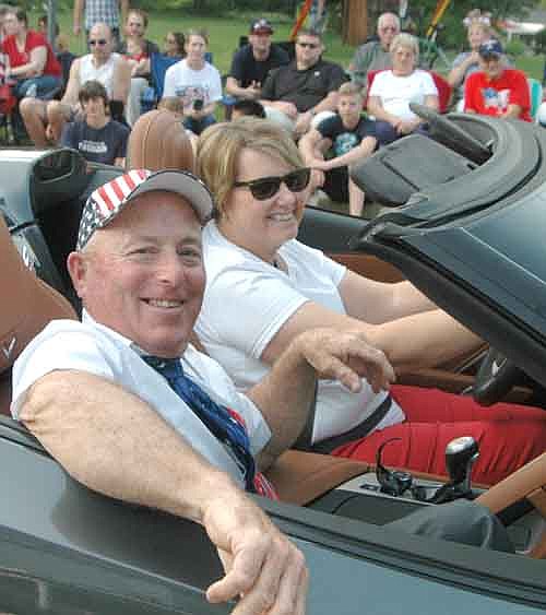 Mayor Jimmie-John King and his wife Susan greeted thousands of parade enthusiasts lined up four-and five-deep for the Chamber of Commerce Summerfest Parade.