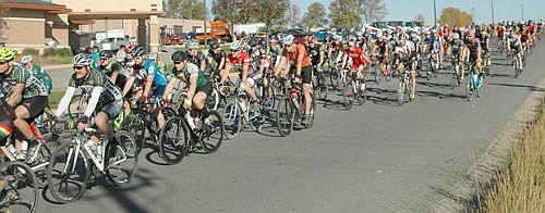 More than 700 bicyclists took part in Stewartville's third annual Filthy Fifty, a free, unsupported gravel bicycle race that started from Fareway on Sunday morning, Oct. 11 at 10 a.m. Bicyclists who finished the event in six hours or fewer were counted among the official place winners in the event.