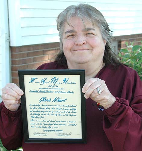 Gloria Nihart, a Stewartville singer-songwriter, has earned a place in the Texoma Gospel Music Association Hall of Fame. Eddie Ring, president of the organization, and Billy Holcomb, CEO, recently sent Nihart a framed certificate notifying her of the honor. Nihart has organized Gospel Music Bashes Nos. 1, 2, 3 and 4, inviting a variety of singers and musicians to Stewartville in 2015, 2016 and 2017.