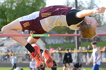 Track athletes moving on to state